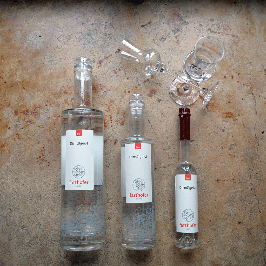 Dirndlgeist (700, 350 und 100 ml) - Destillerie Farthofer
