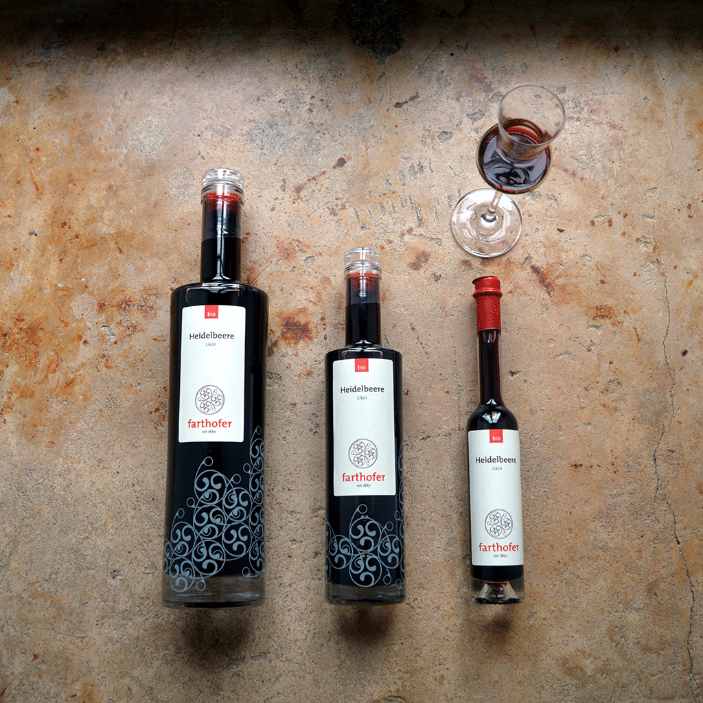 Bio Heidelbeerlikör (700, 350 und 100 ml) - Destillerie Farthofer
